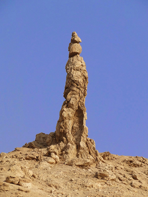 Real life image of a pillar of salt believed to be Lot's wife